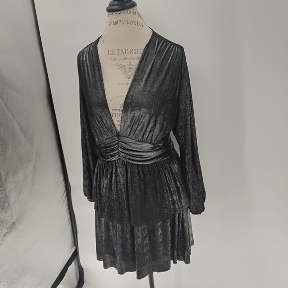 Zara metallic ruffle dress grey short layers princess cut puffy flatteri… - Picture 8 of 16